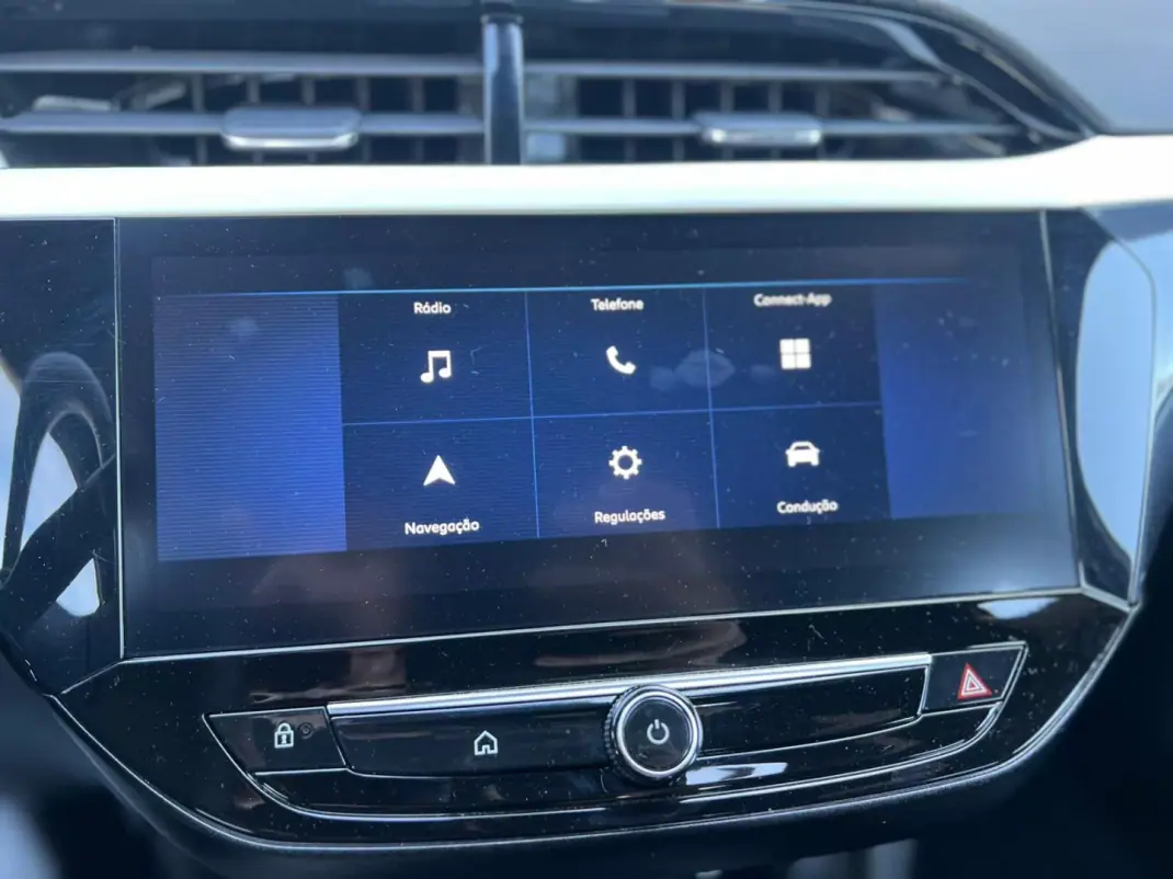 Opel Corsa 2025 - 17900 EUR, 26154 km - AUTO.MOTO.pt - 26154km - foto 17 de 19