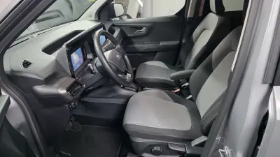Ford Tourneo Courier 2024 - 24990 EUR, 15000 km - AUTO.MOTO.pt - 15000km - foto 7 de 29