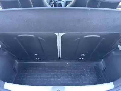 Toyota Aygo 2018 - 12990 EUR, 88303 km - AUTO.MOTO.pt - 88303km - foto 14 de 17