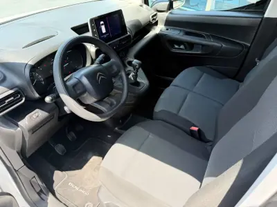 Citroën BERLINGO VAN XL 1.5 BLUE HDI 3 LUGARES 2023 - 16900 EUR, 79000 km - AUTO.MOTO.pt - 79000km - foto 7 de 9