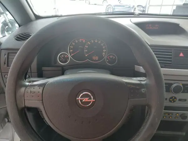 Opel Meriva 2009 - 4650 EUR, 175000 km - AUTO.MOTO.pt - 175000km - foto 11 de 16