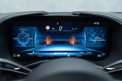 Mercedes-Benz SL 43 AMG 2022 - 109950 EUR, 30000 km - AUTO.MOTO.pt - 30000km - foto 31 de 51