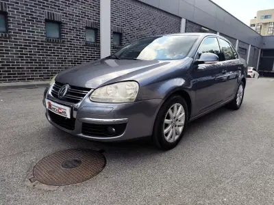 Volkswagen Jetta 2006 - 192000km