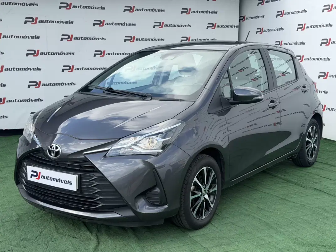 Toyota Yaris 2020 - 12990 EUR, 110000 km - AUTO.MOTO.pt - 110000km - foto 1 de 22
