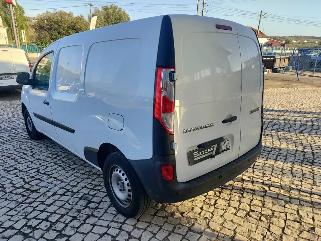 Renault KANGOO MAXI 1.5 DCI BUSINESS S/S 2020 - 12990 EUR, 90000 km - AUTO.MOTO.pt - 90000km - foto 6 de 12