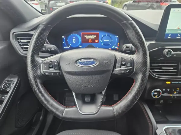 Ford Kuga 2022 - 17800 EUR, 129800 km - AUTO.MOTO.pt - 129800km - foto 20 de 49