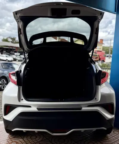 Toyota C-HR 2019 - 23950 EUR, 80000 km - 80000km - foto 26 de 31