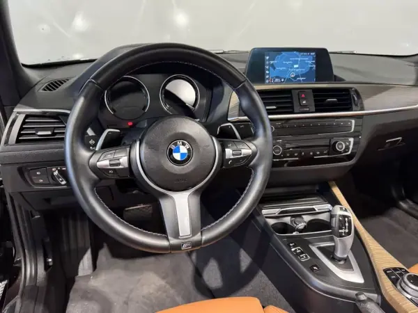 BMW 218 2019 - 24900 EUR, 136300 km - AUTO.MOTO.pt - 136300km - foto 10 de 59