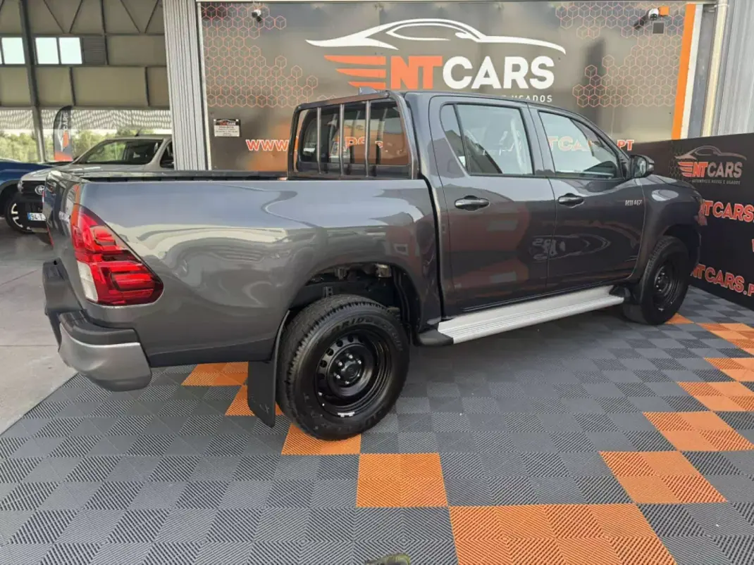 Toyota Hilux 2025 - 64900 EUR, 34 km - AUTO.MOTO.pt - 34km - foto 2 de 29