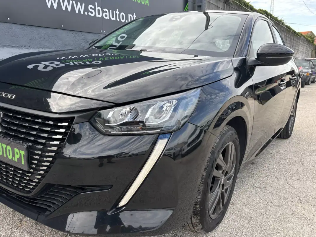 Peugeot 208 2021 - 12250 EUR, 98601 km - 98601km - foto 2 de 23