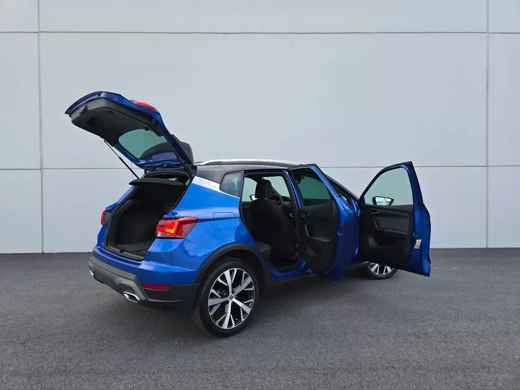 SEAT Arona 2023 - 16900 EUR, 73900 km - AUTO.MOTO.pt - 73900km - foto 10 de 37