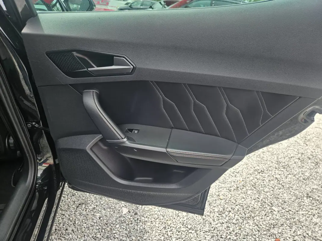 Cupra Formentor 2021 - 25500 EUR, 92701 km - AUTO.MOTO.pt - 92701km - foto 32 de 66