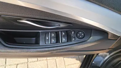 BMW 520 2011 - 11900 EUR, 331971 km - AUTO.MOTO.pt - 331971km - foto 21 de 27