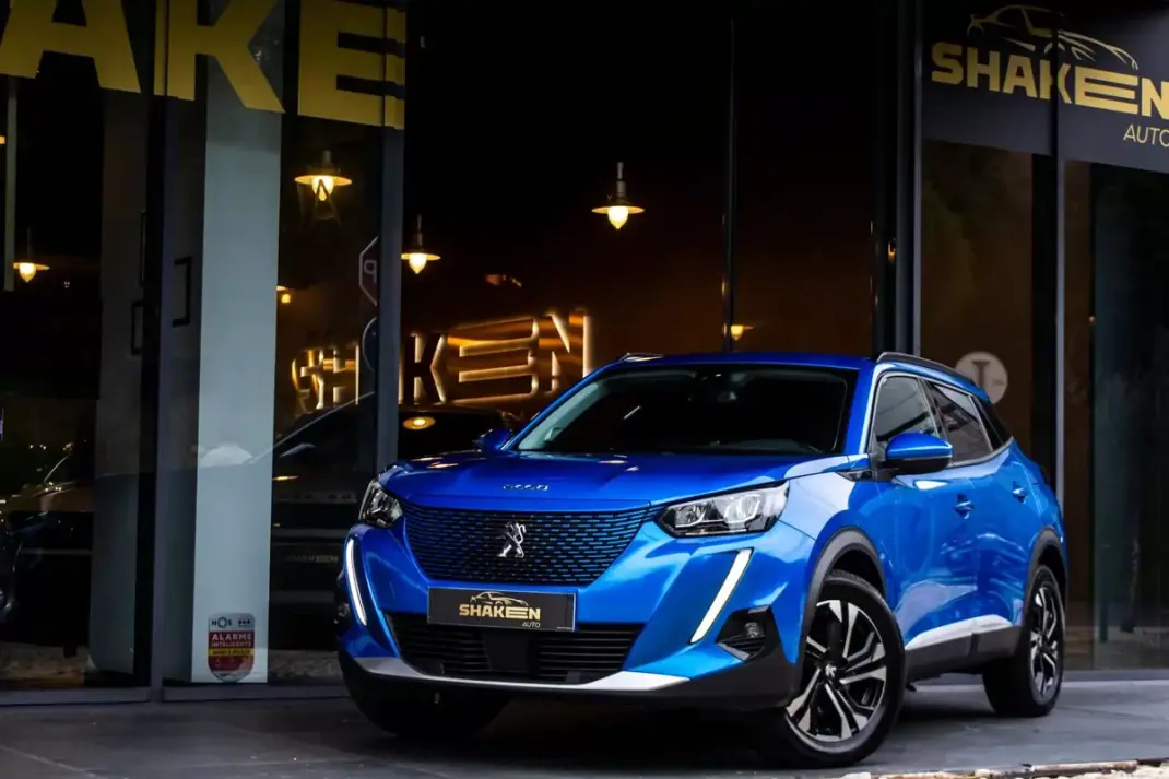 Peugeot e-2008 2021 - 20850 EUR, 60050 km - AUTO.MOTO.pt - 60050km - foto 1 de 44