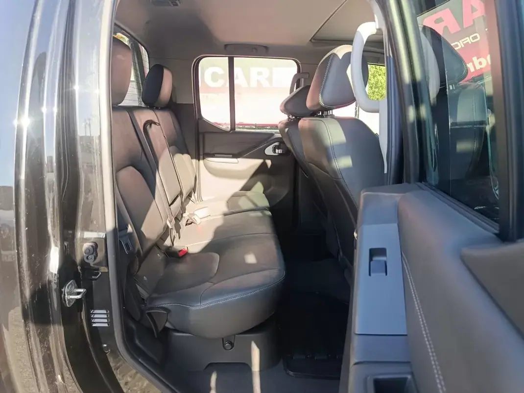 Nissan Navara 2012 - 18500 EUR, 161513 km - 161513km - foto 10 de 38
