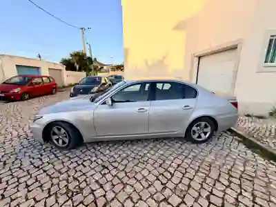BMW 520 2007 - 6990 EUR, 384379 km - AUTO.MOTO.pt - 384379km - foto 3 de 14