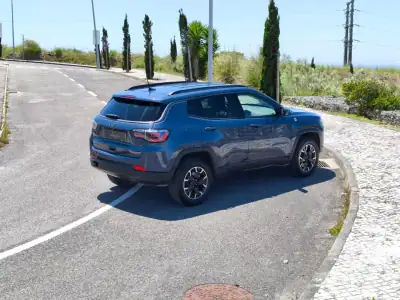 Jeep Compass 2020 - 22990 EUR, 79241 km - AUTO.MOTO.pt - 79241km - foto 28 de 30