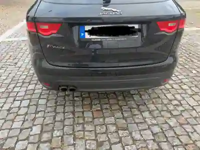 Jaguar F-Pace 2017 - 14000 EUR, 230000 km - 230000km - foto 3 de 8