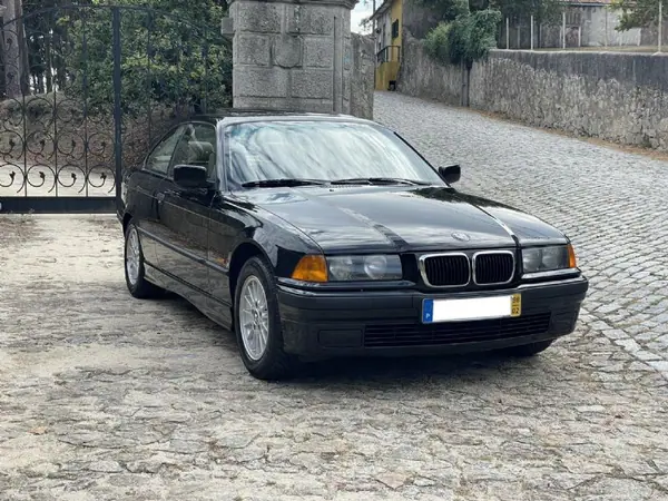 BMW 323 1998 - 19900 EUR, 160000 km - AUTO.MOTO.pt - 160000km - foto 42 de 68