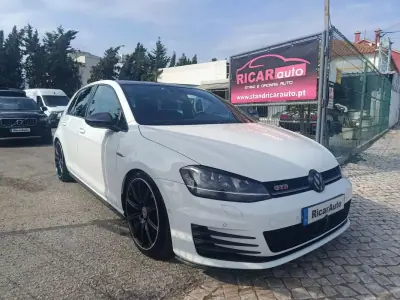 Volkswagen Golf 2014 - 162848km