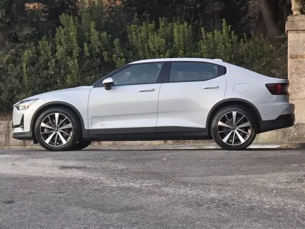 Polestar 2 2022 - 28499 EUR, 87850 km - 87850km - foto 5 de 47