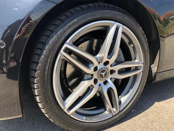Mercedes-Benz E 220 2017 - 37750 EUR, 90500 km - AUTO.MOTO.pt - 90500km - foto 22 de 23