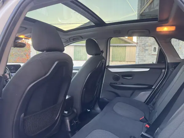 BMW 225xe Active Tourer 2018 - 18900 EUR, 68000 km - AUTO.MOTO.pt - 68000km - foto 18 de 52