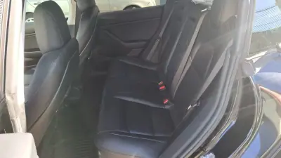Tesla Model 3 2019 - 22500 EUR, 113000 km - AUTO.MOTO.pt - 113000km - foto 53 de 53