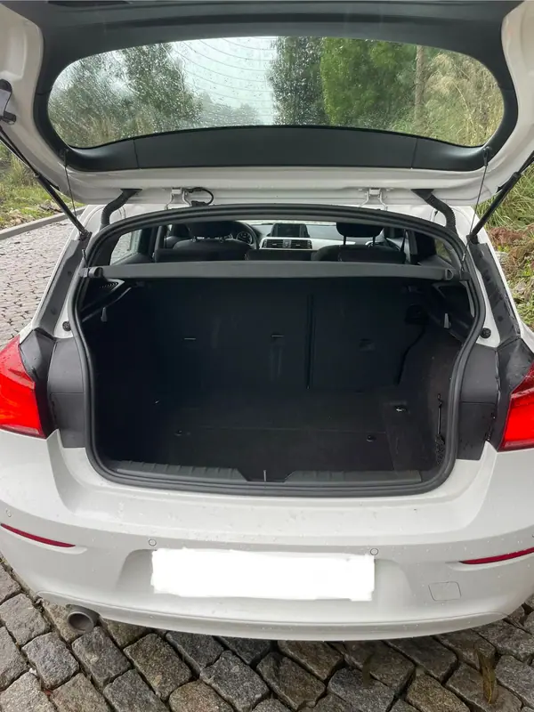 BMW 116 2018 - 16490 EUR, 81000 km - 81000km - foto 7 de 8