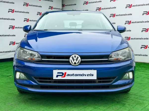 Volkswagen Polo 2019 - 12500 EUR, 110000 km - AUTO.MOTO.pt - 110000km - foto 5 de 21