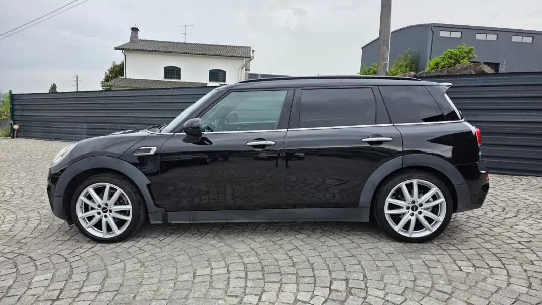 MINI Clubman 2016 - 15990 EUR, 186000 km - AUTO.MOTO.pt - 186000km - foto 2 de 29