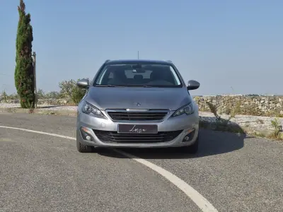 Peugeot 308 SW 2016 - 10490 EUR, 123507 km - 123507km - foto 2 de 28