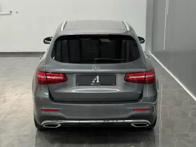 Mercedes-Benz GLC 220 2016 - 27890 EUR, 213000 km - AUTO.MOTO.pt - 213000km - foto 8 de 30