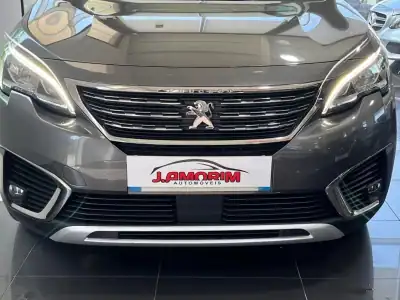 Peugeot 5008 2017 - 22500 EUR, 161123 km - AUTO.MOTO.pt - 161123km - foto 6 de 47