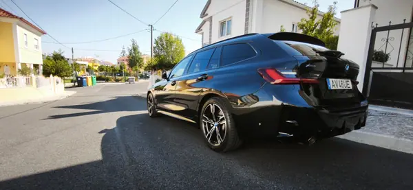 BMW 330 e xDrive Aut. Advantae xDrive Aut. Advantagege 2023 Híbrido Plug-In