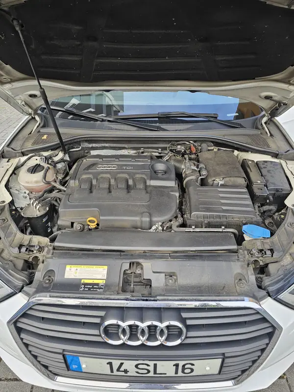 Audi A3 Sportback 2017 - 13990 EUR, 215500 km - AUTO.MOTO.pt - 215500km - foto 13 de 16
