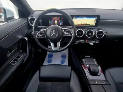 Mercedes-Benz CLA 250 2022 — foto 4 de 12