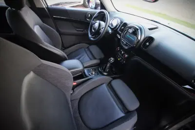 MINI Countryman 2019 - 16990 EUR, 155000 km - AUTO.MOTO.pt - 155000km - foto 21 de 33