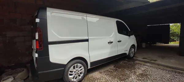 Renault Trafic 1.6DCi L1H1 2018 - 22300 EUR, 49500 km - AUTO.MOTO.pt - 49500km - foto 4 de 7
