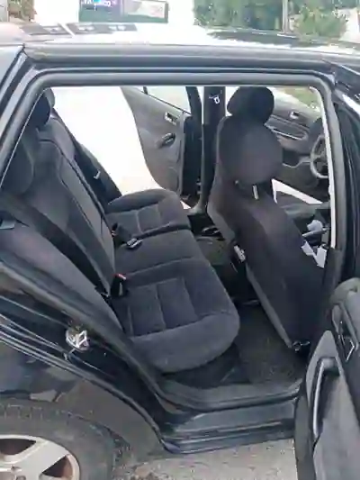 Volkswagen Golf 2000 - 1500 EUR, 303000 km - 303000km - foto 5 de 7