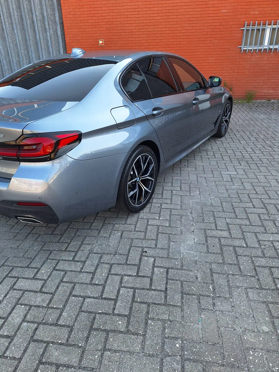 BMW 530 2020 - 30450 EUR, 134000 km - 134000km - foto 10 de 15