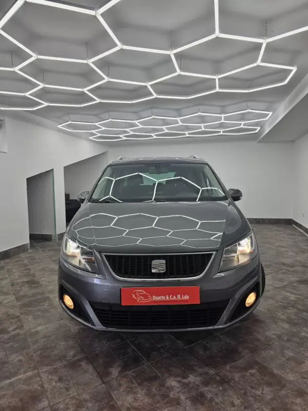 SEAT Alhambra 2011 - 12650 EUR, 216141 km - AUTO.MOTO.pt - 216141km - foto 26 de 51