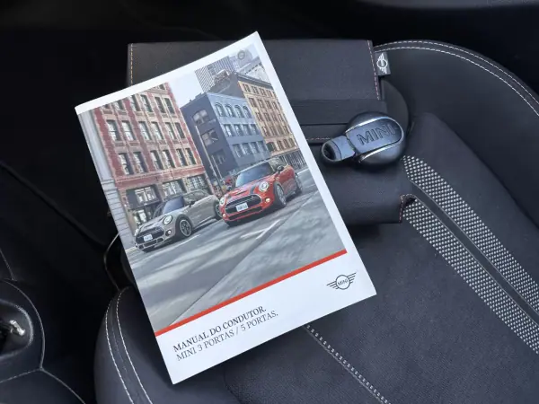 MINI 5 Portas 2019 - 15790 EUR, 179000 km - AUTO.MOTO.pt - 179000km - foto 39 de 39