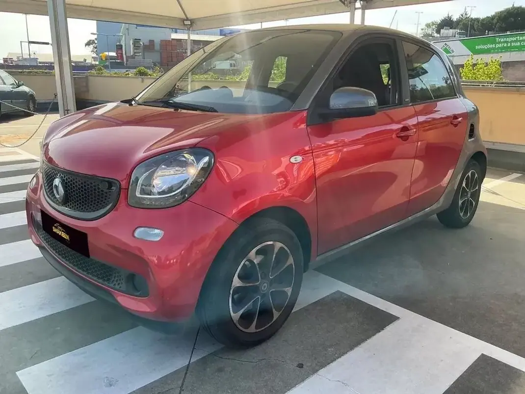 Smart ForFour 2016 - 9490 EUR, 134705 km - AUTO.MOTO.pt - 134705km - foto 1 de 9