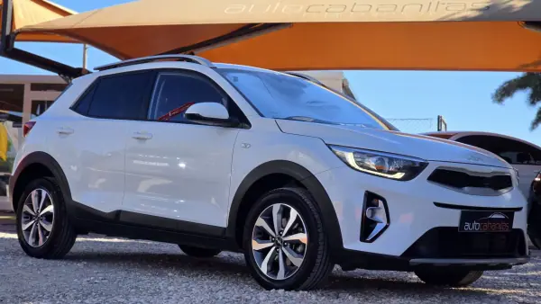 Kia Stonic 2024 - 16850 EUR, 46100 km - AUTO.MOTO.pt - 46100km - foto 6 de 25