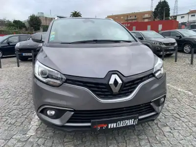 Renault Grand Scénic 2017 - 14900 EUR, 171000 km - AUTO.MOTO.pt - 171000km - foto 4 de 14