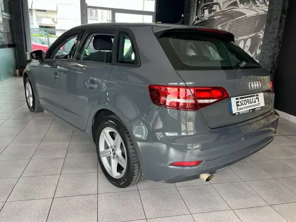 Audi A3 Sportback 2019 - 17900 EUR, 104914 km - AUTO.MOTO.pt - 104914km - foto 3 de 21