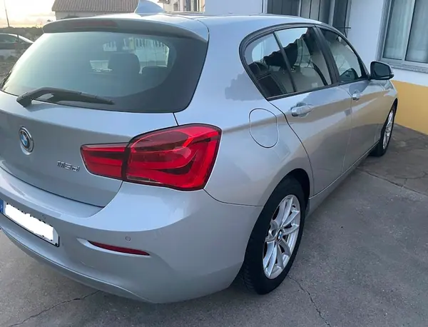 BMW 116 2016 - 10000 EUR, 212000 km - AUTO.MOTO.pt - 212000km - foto 5 de 25