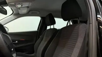 Peugeot 2008 2021 - 15490 EUR, 68523 km - AUTO.MOTO.pt - 68523km - foto 13 de 30