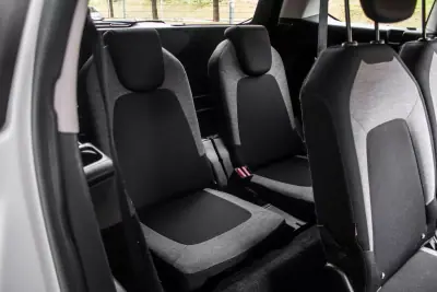 Citroën Grand C4 Spacetourer 2019 - 10750 EUR, 230819 km - AUTO.MOTO.pt - 230819km - foto 28 de 38